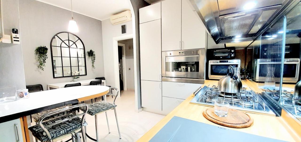 Charming Apartment Central Station ミラノ エクステリア 写真