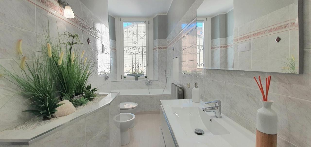 Charming Apartment Central Station ミラノ エクステリア 写真